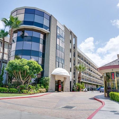 Carousel Inn And Suites أنهايم المظهر الخارجي الصورة