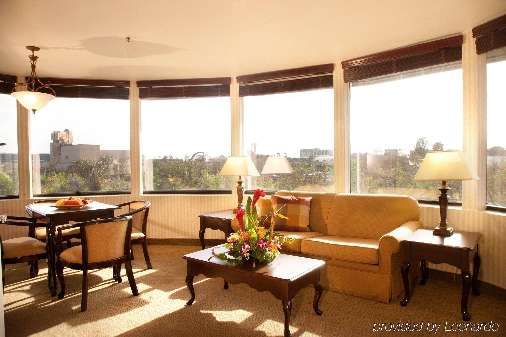 Carousel Inn And Suites أنهايم المظهر الداخلي الصورة