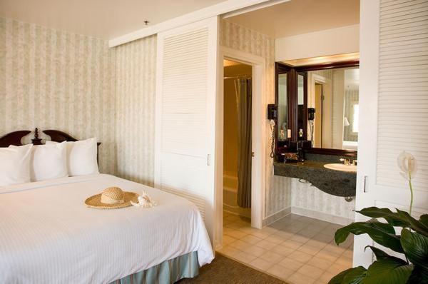 Carousel Inn And Suites أنهايم المظهر الخارجي الصورة