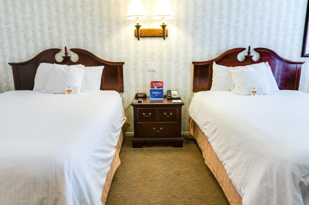 Carousel Inn And Suites أنهايم المظهر الخارجي الصورة