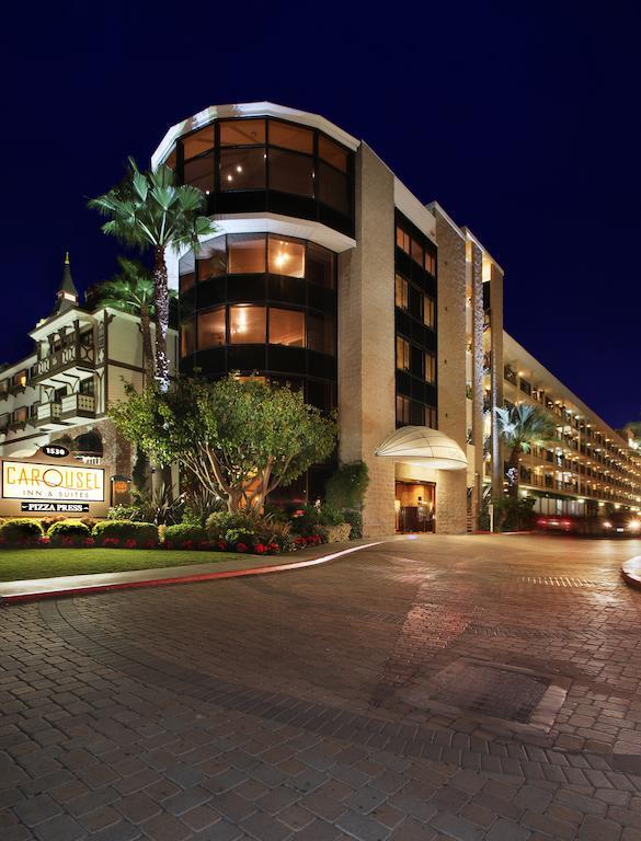 Carousel Inn And Suites أنهايم المظهر الخارجي الصورة